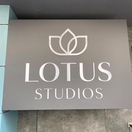 Lotus Studios Mamaia Kültér fotó